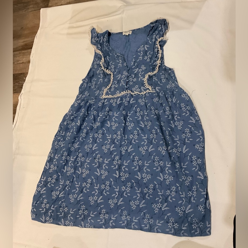 Sleeveless Dress
